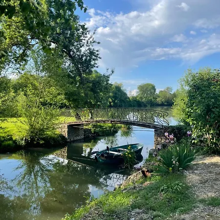 Au Bord Du Loir- Peche - Velo - Nature - Moments En Famille Bazouges-sur-le-Loir