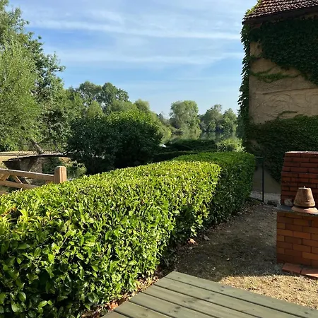 Au Bord Du Loir- Peche - Velo - Nature - Moments En Famille * Bazouges-sur-le-Loir