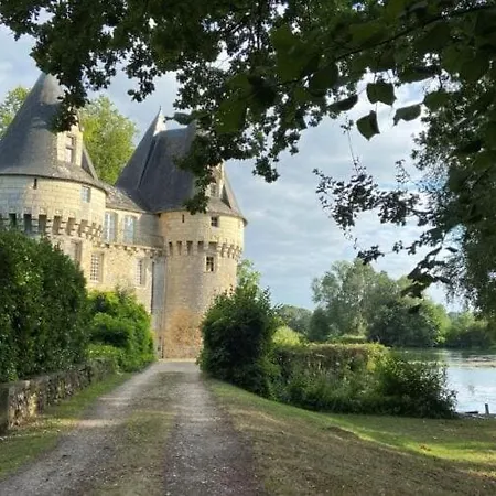 Au Bord Du Loir- Peche - Velo - Nature - Moments En Famille *